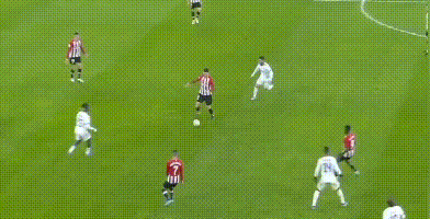 为什么主审会在比赛进行中频繁更换比赛用球以确保比赛公平