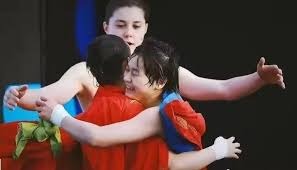 游戏联动有多壕？新卡面视觉效果拉满，还送迪士尼度假门票