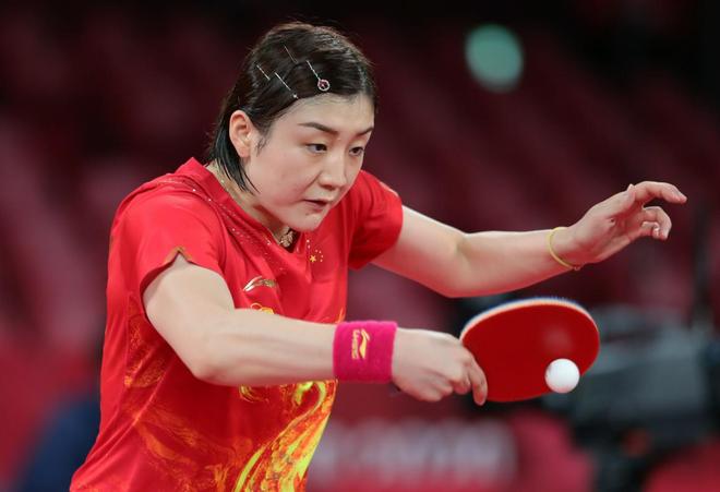 跨界成功背 跨界成功背