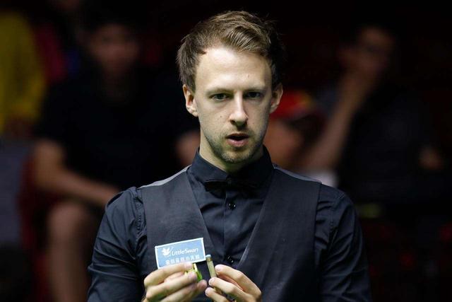 毛球赛中 毛球赛中