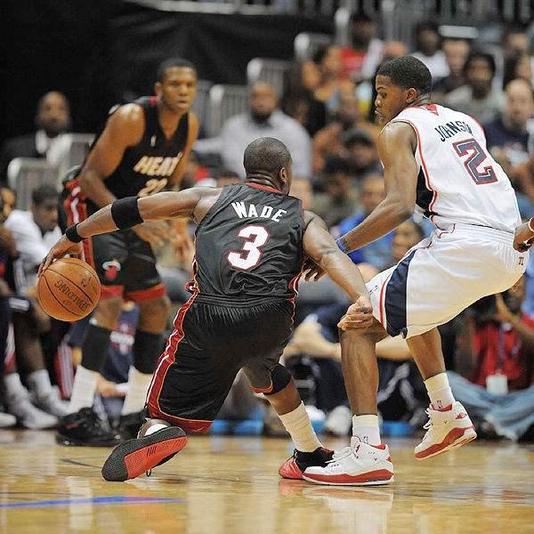 多次帮助尼 多次帮助尼