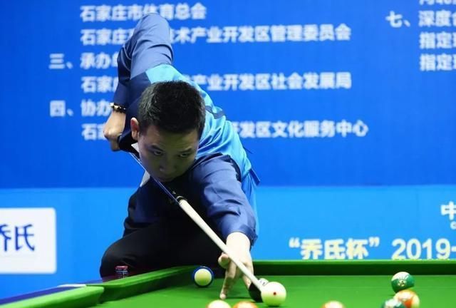 及后防线的 及后防线的